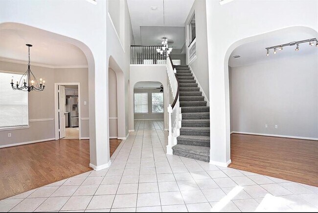Building Photo - 20211 Sunrise Glen Ct