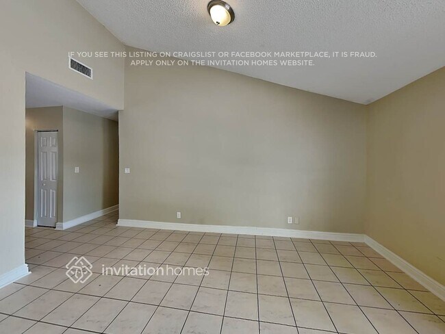 Building Photo - 11101 NW 26th St