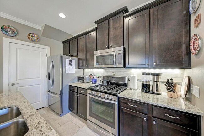 Foto del edificio - 5504 William Holland Ave