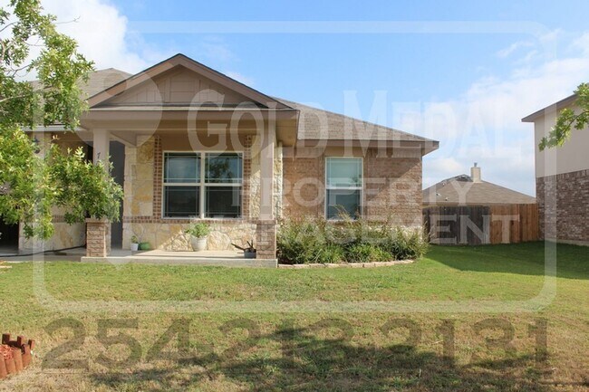 Building Photo - 707 W Vega Ln