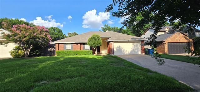 Foto principal - 2108 Bershire Dr
