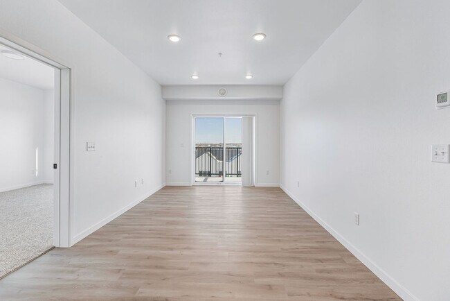 Building Photo - 2465 62nd Ave S