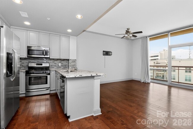 Building Photo - 315 Arlington Ave