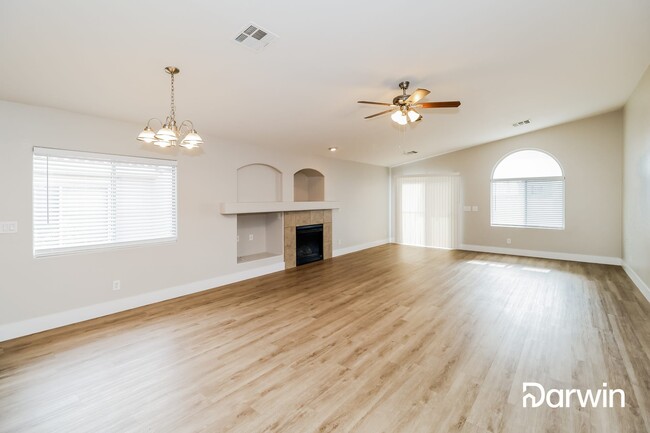Building Photo - 6059 Camden Cove St