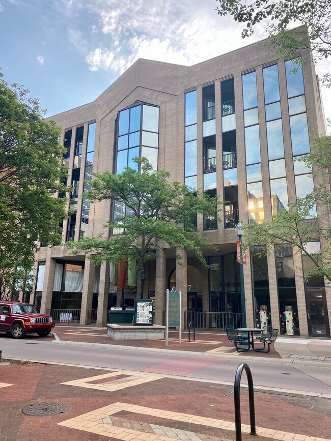 157 S Kalamazoo Mall, Kalamazoo, MI 49007 Apartments 157 S Kalamazoo