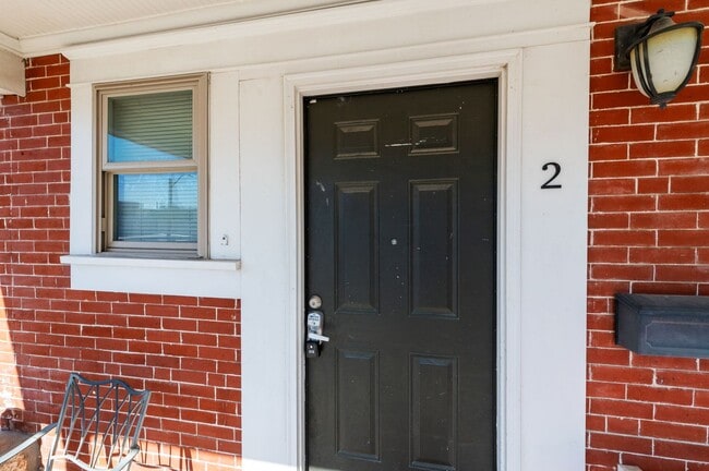 Building Photo - 34th Street Duplex