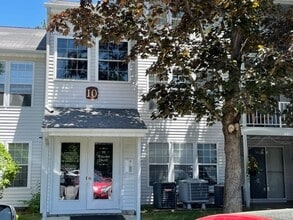 Building Photo - 10 Walden Dr