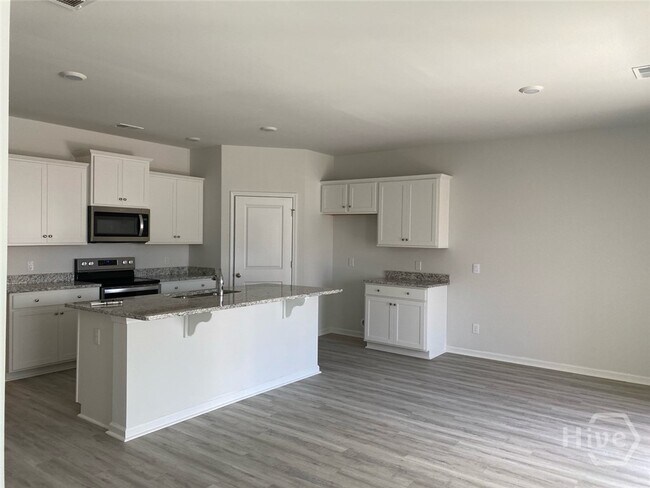 Building Photo - 116 Windrush Pnes