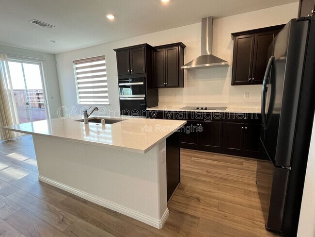 Foto del edificio - 3102 Barnowl Wy