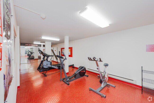 Sala de ejercicios - The Mauna Kea Apartments (Age-Restricted/55+)