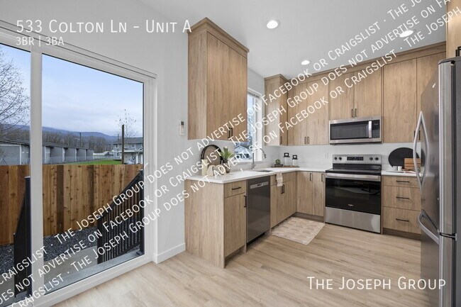 Foto del edificio - 533 Colton Ln