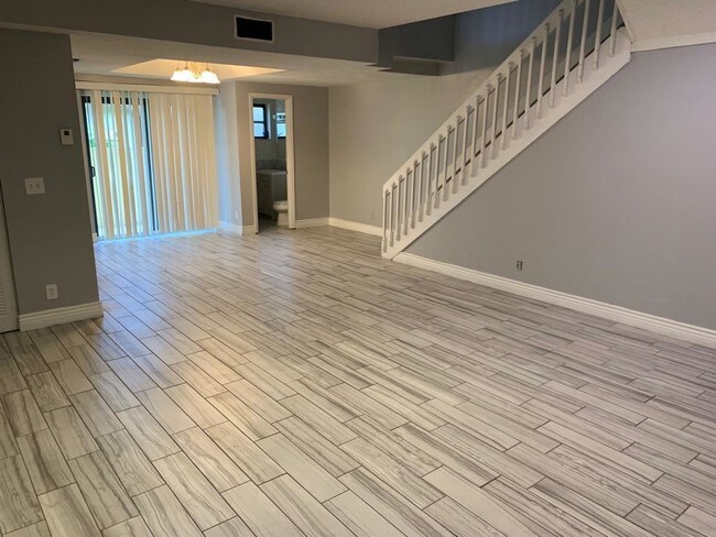 Building Photo - 9375 SW 61st Way B Boca Raton FL 33428