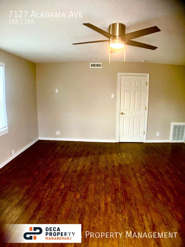 Building Photo - 1 Bedroom 1 Bath Home