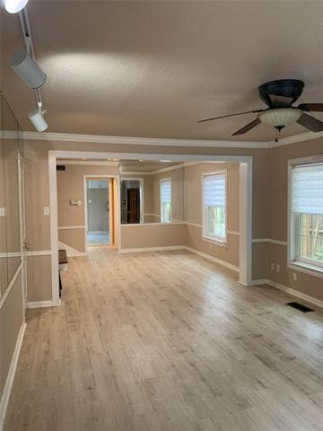 Building Photo - 3131 Mockingbird Ln