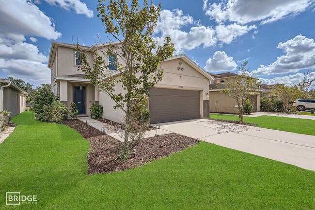 Building Photo - 10710 Southern Forest Dr