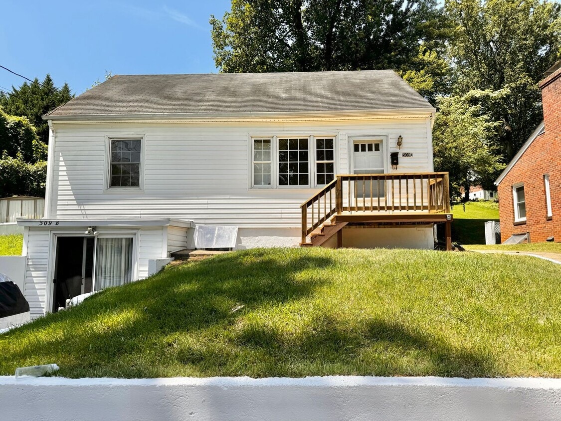 Photo - 509 Valley Rd. Duplex