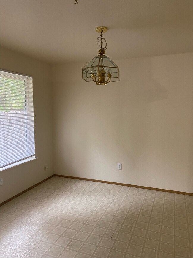 Foto del edificio - 73 E Pine Park Ln