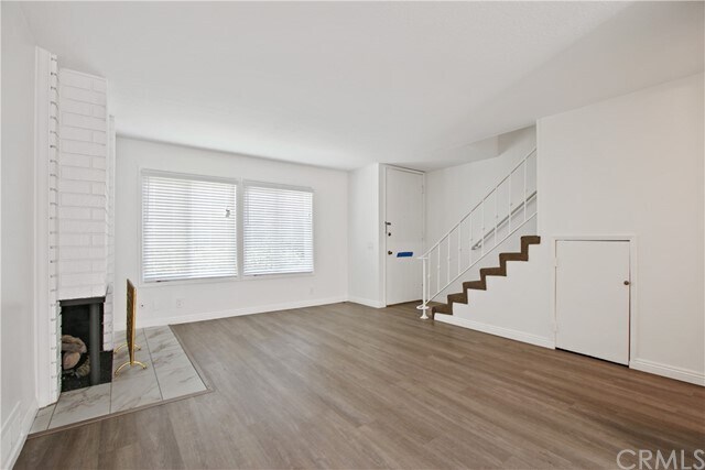 Building Photo - 1055 Dover Dr