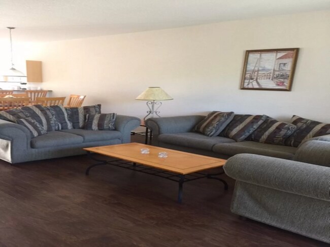 Foto del edificio - 12201 Indian Creek Dr