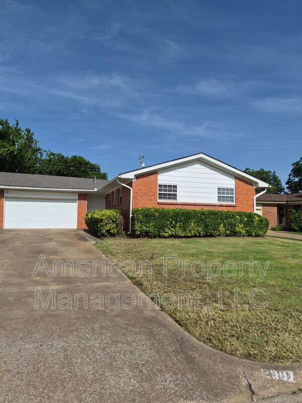 Building Photo - 2907 S 67th E Ave