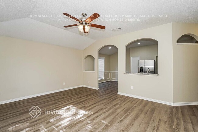 Foto del edificio - 8724 Eaglestone Way
