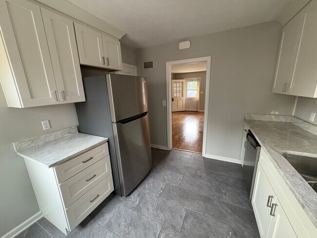 Building Photo - 4729 Bancroft Ave