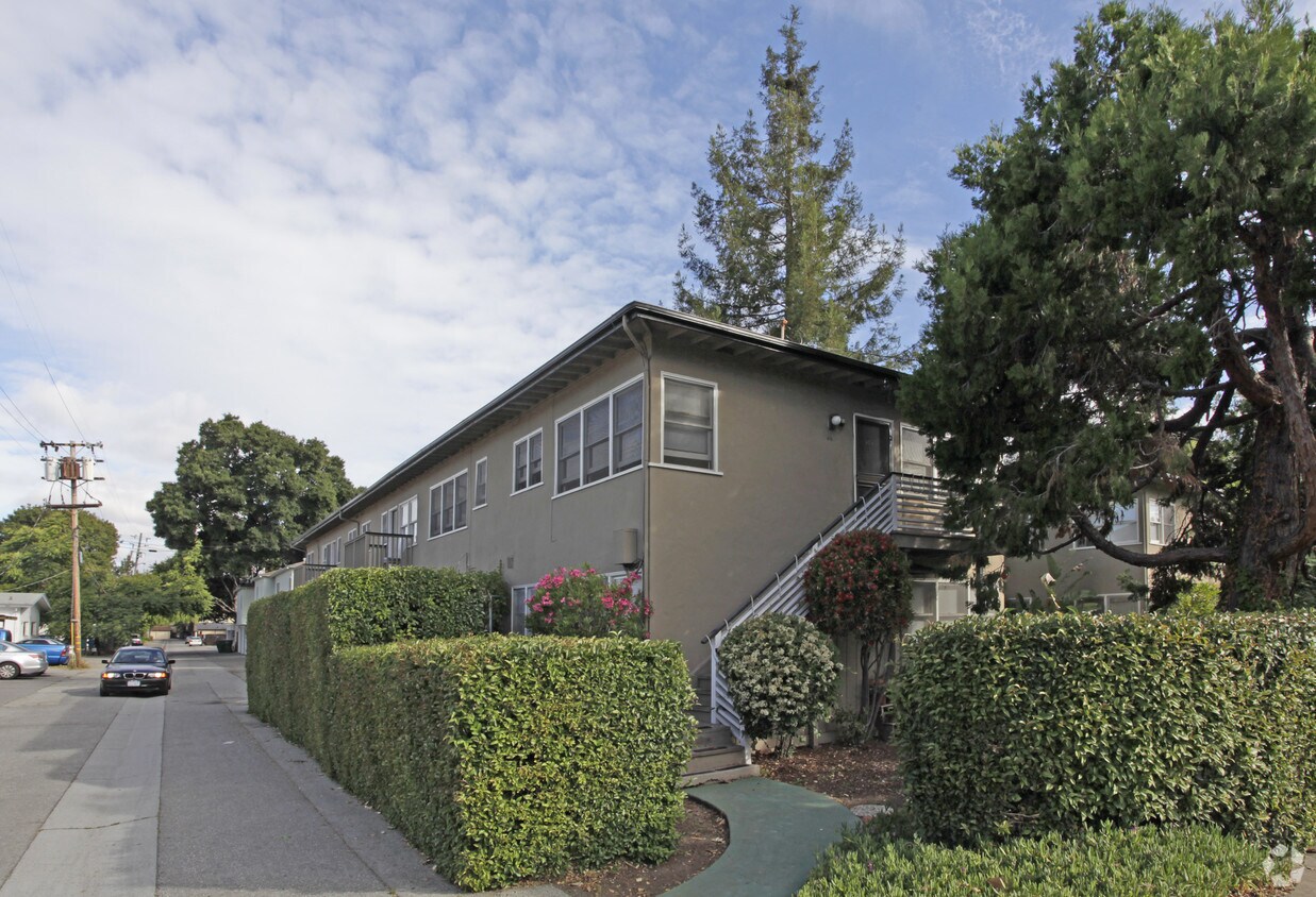 Foto del edificio - Twin Oak Apartments