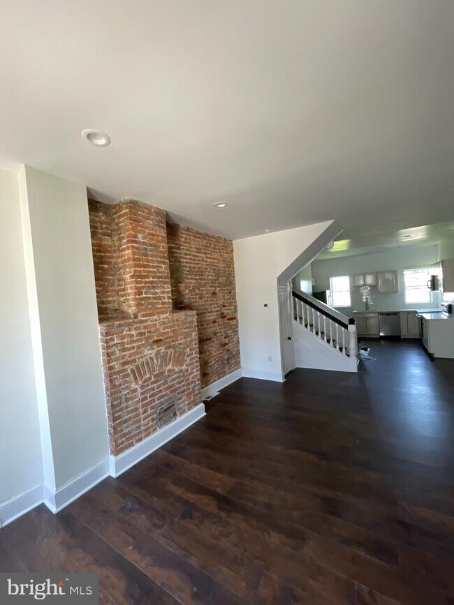 Building Photo - 2605 Greenmount Ave