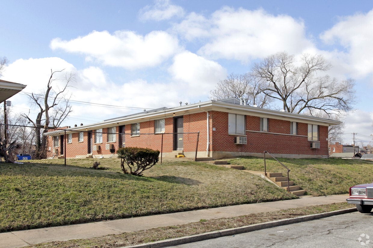 Primary Photo - 4164 Folsom Ave