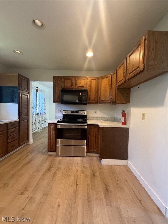 Foto del edificio - 6580 Forest Glen Ave