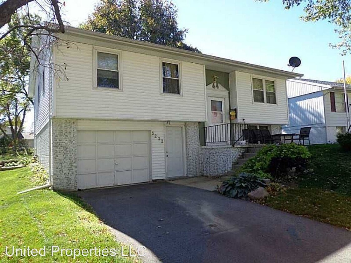 Primary Photo - 4 br, 1.5 bath House - 3232 Huxley Ln SW