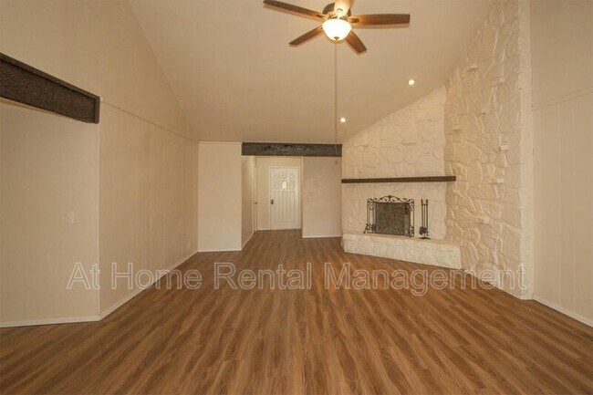 Foto del edificio - 7729 S 70th E Ave