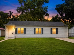 Building Photo - 1381 Creel Ct