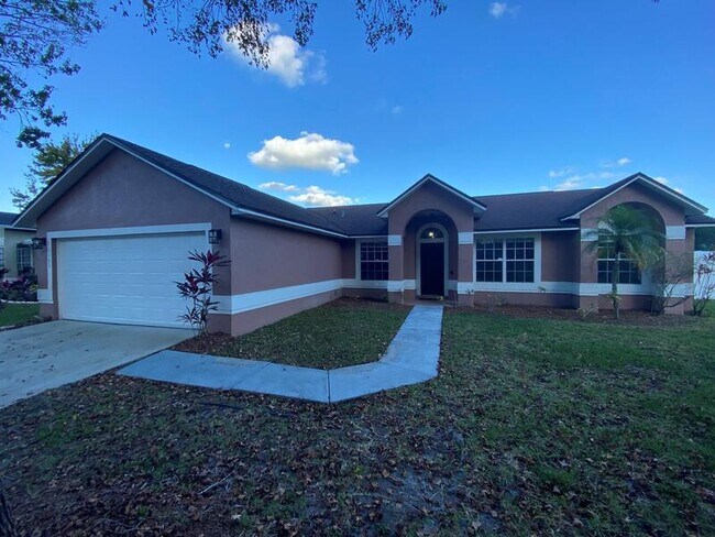 Building Photo - 11195 Cypress Leaf Dr