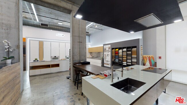 Foto del edificio - 1100 S Hope St