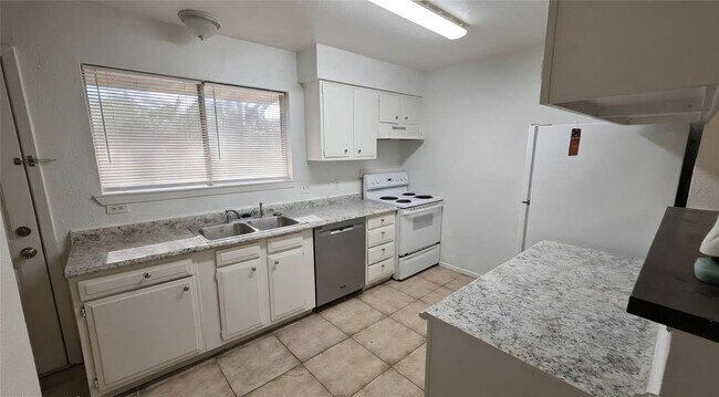 Foto del edificio - 5150 Prairie Ridge Rd