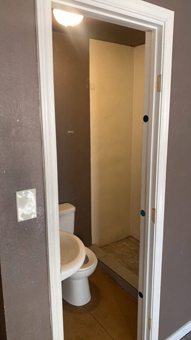 Foto del edificio - Cheap 1 bed tiny home available for Rent in Longview!