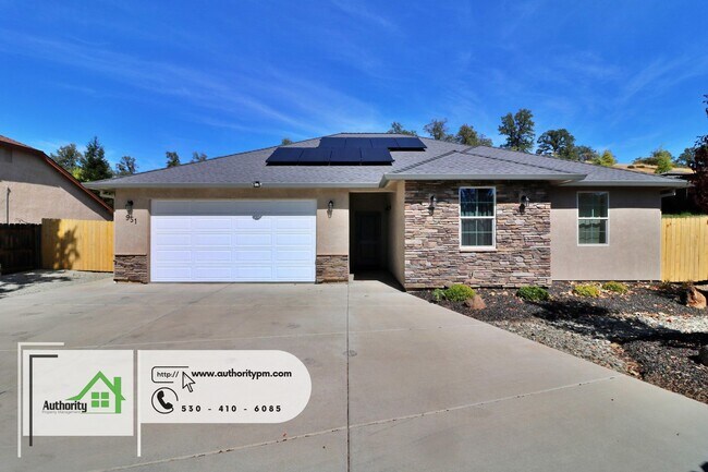 Building Photo - 951 Savona Ct