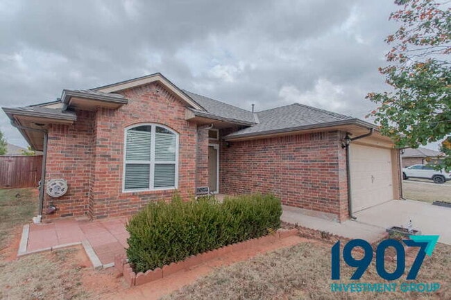 Building Photo - Stunning 3-Bedroom Home in OKC with Modern...