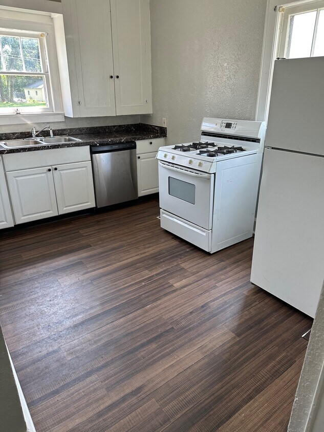 5115 Chestnut Ave, Ashtabula, OH 44004 Townhome Rentals in Ashtabula