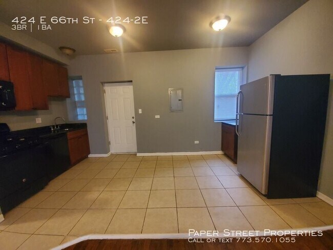 Building Photo - 424 E 66th St