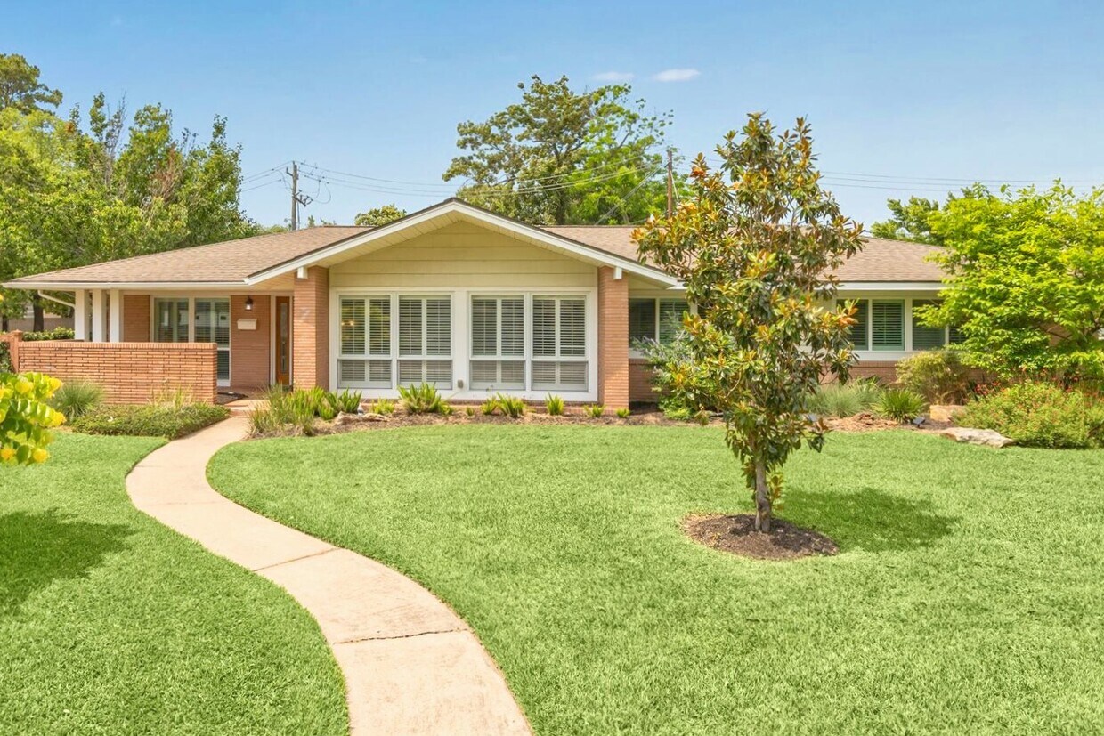 Foto principal - 7222 Hartland St
