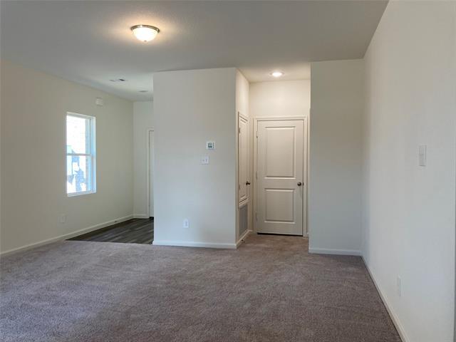 Foto del edificio - 6227 Old Bridge Way