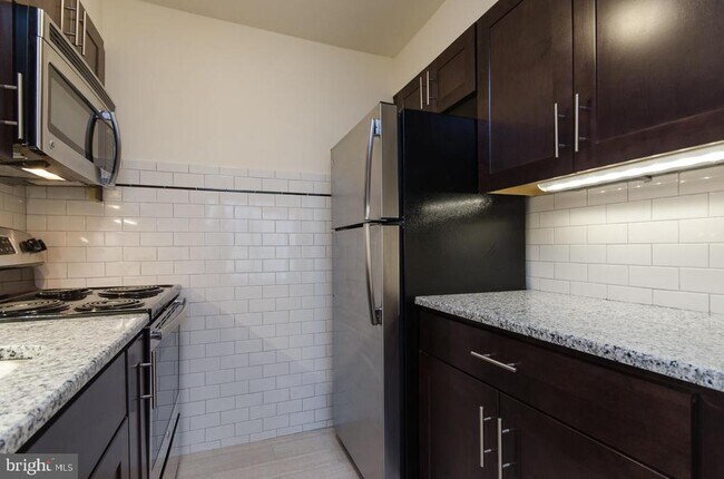 Foto del edificio - 224-30 W Rittenhouse Square
