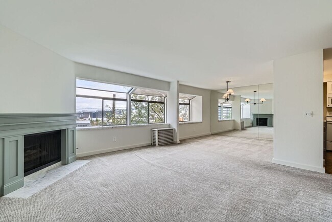 Foto del edificio - Stunning 2bed/2bath Condo with City Views ...