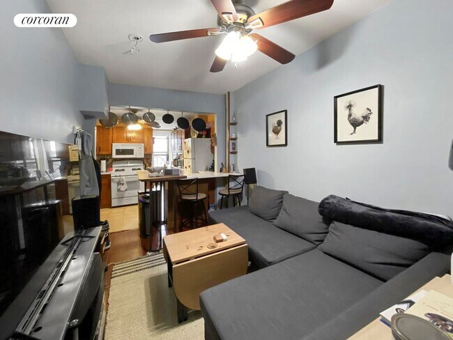 Foto del edificio - 758 10th Ave