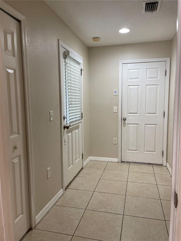 Foto del edificio - 1318 Salem Orchard Ln