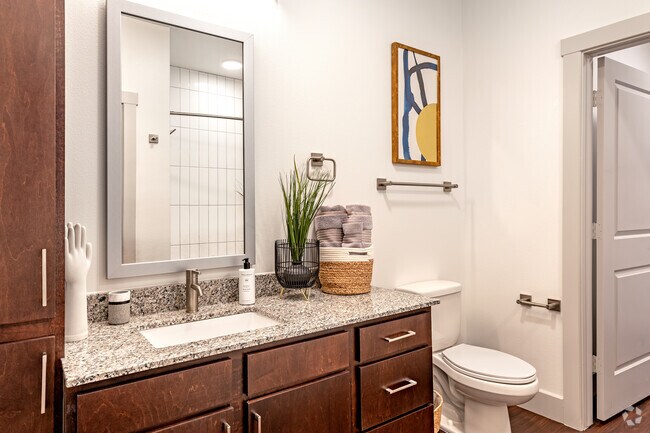 1HAB, 1BA - 670ft² - Cuarto de baño - Valor at the Realm