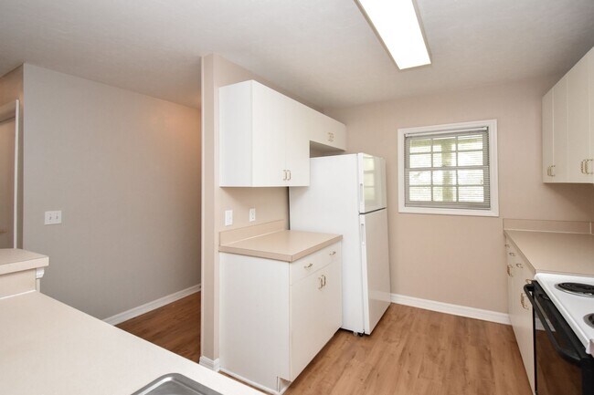 Foto del edificio - 2BR/2BA Upstairs Condo in Haile Village Ce...