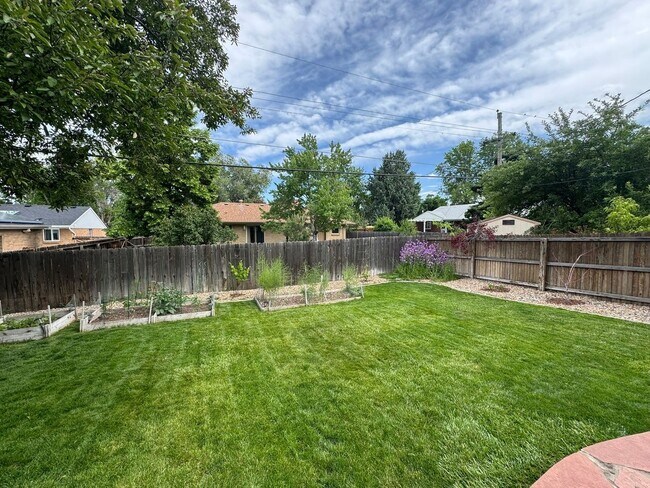 Foto del edificio - 500 Estes St